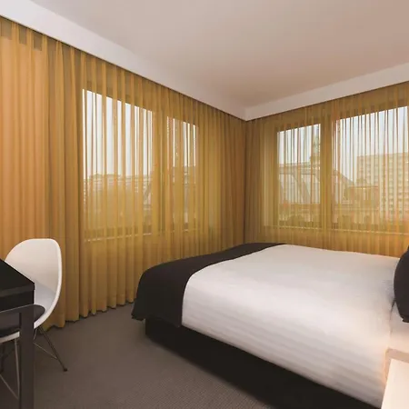 Aparthotel Adina Hackescher Markt Berlino