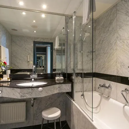 Maritim Proarte Hotel 4*