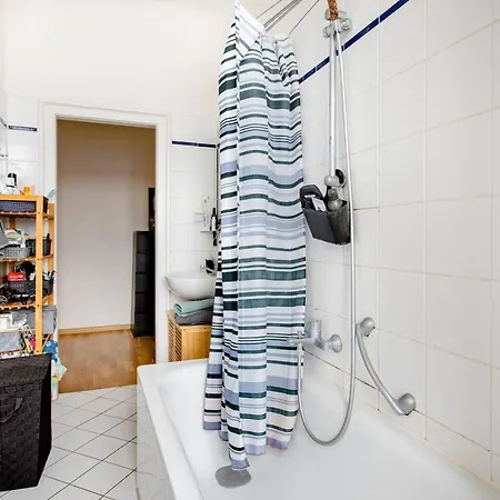 Appartement Zwei Charmante Mit Wohnbereich In Zentraler Berliner