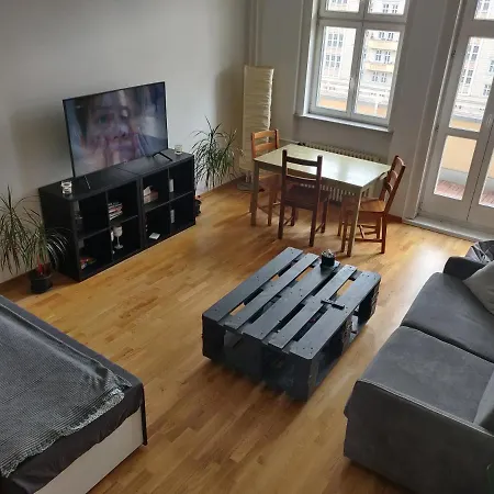 Appartement Zwei Charmante Mit Wohnbereich In Zentraler Berliner *