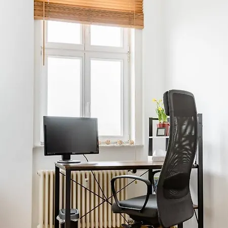 Appartement Zwei Charmante Mit Wohnbereich In Zentraler Berliner *