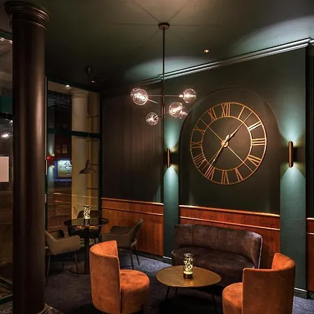 Nova Hotel 2*
