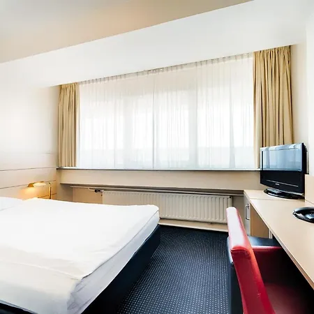 Hotel Concorde Am 3*