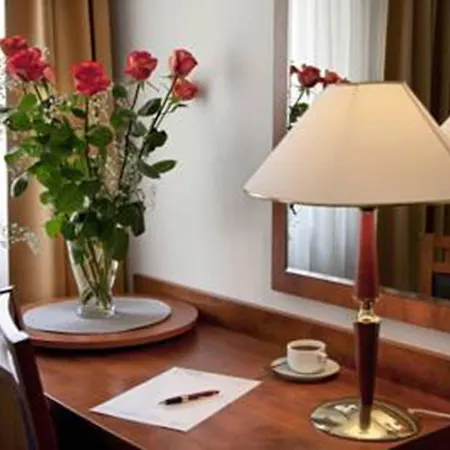Atrium Charlottenburg Hotel 3*