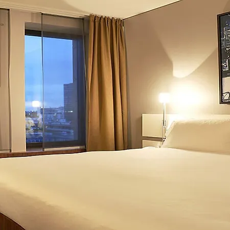 Dorint Kurfuerstendamm 5* Βερολίνο