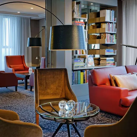 Waldorf Astoria Hotel