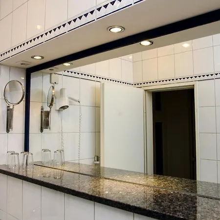 Hotel Astrid Am Kurfuerstendamm 3*