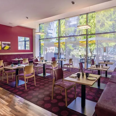 Seminaris Campushotel Ξενοδοχείο 4*