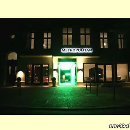 Hotell Metropolitan 3*