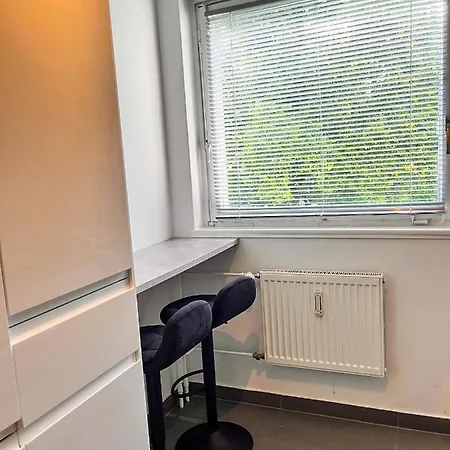 01 Bedroom In Mitte-up To 5 People-private Free Parking Διαμέρισμα *