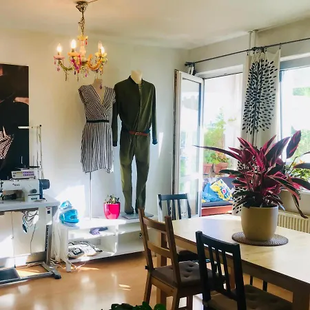 Alt Treptow Fashion Hq Rum i privatbostad