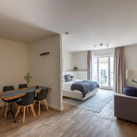 Schoenhouse Street Aparthotel