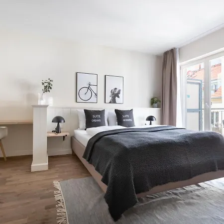 Aparthotel Schoenhouse Street