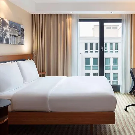 Hotel Hampton By Hilton West Berlin