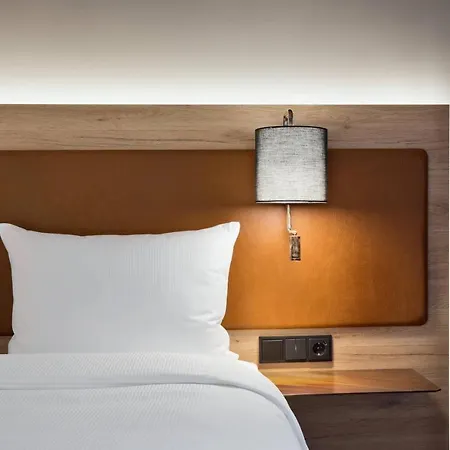 Moxy Humboldthain Park Otel Berlin