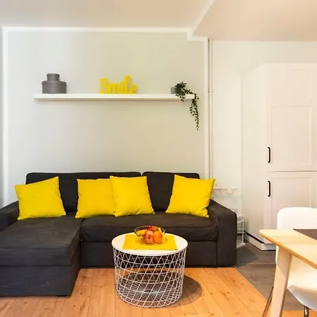 Cosy Two Br Self Checkin Street Parking Apartament Berlin