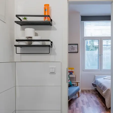 Apartment 2 Bedroom Flat In Trendy Area / Self Check-in *