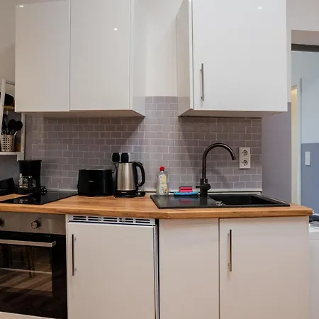 Apartment 2 Bedroom Flat In Trendy Area / Self Check-in