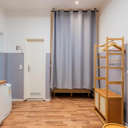 Apartment 2 Bedroom Flat In Trendy Area / Self Check-in Berlin