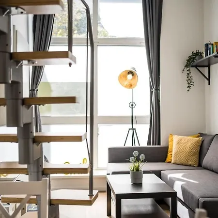 Apartment Industrial Loft In Mitte
