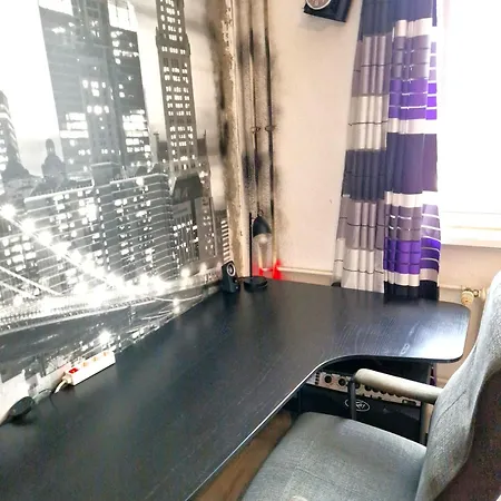 Cozy Trendy Spacious In Area 12 Min. Near To The Center Alexanderplatz Berlin