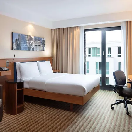 Hampton By Hilton West 3* Berlin