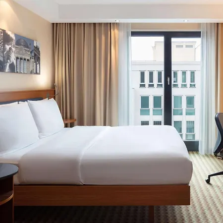 Hampton By Hilton West 3* Berlin