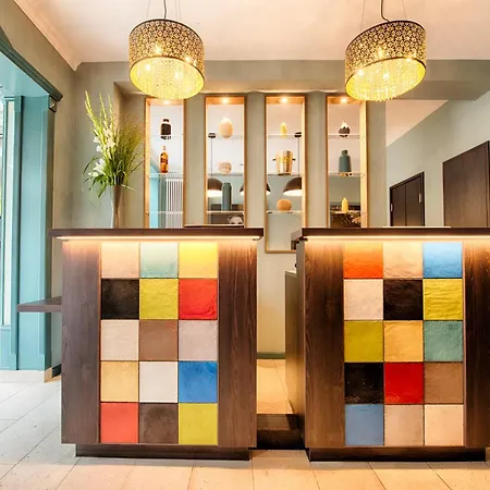 Hotel Leonardo Boutique City South