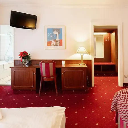 Bernstein Kastania Hotel 4*