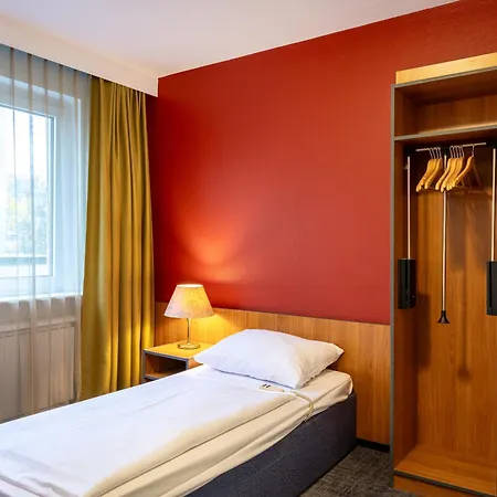 Good Morning + East Hotel Berlin