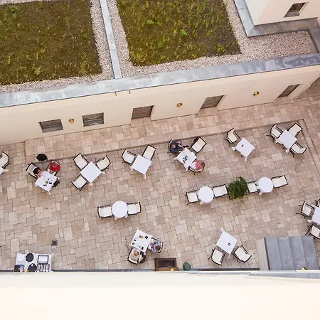 Monbijou Hotel