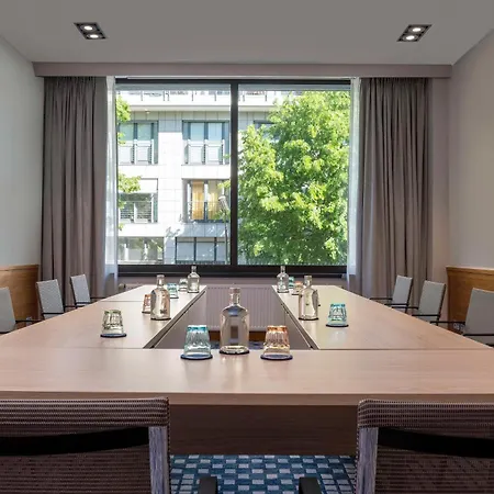 Doubletree By Hilton Ku'damm *
