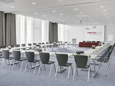 Intercityhotel Hauptbahnhof 4* Berlin