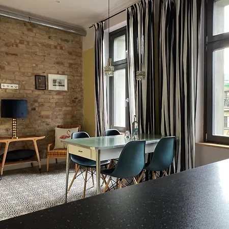 Brilliant Apartman