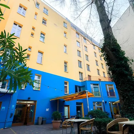 Hostel Pegasus *