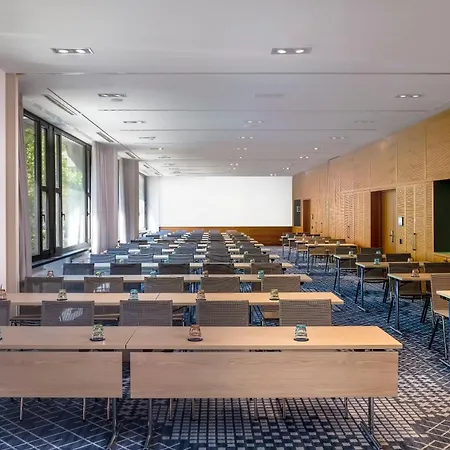 Doubletree By Hilton Ku'damm Berlín
