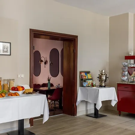 Nova Hotel 2*