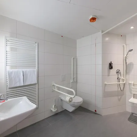 Ibis Hauptbahnhof 3*