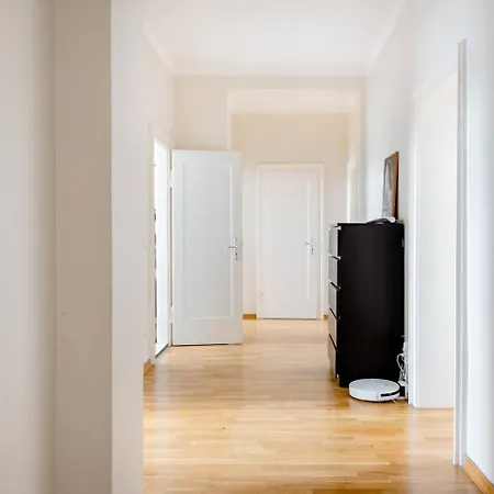 Appartement Zwei Charmante Mit Wohnbereich In Zentraler Berliner *