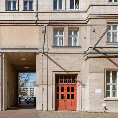 Appartement Zwei Charmante Mit Wohnbereich In Zentraler Berliner *