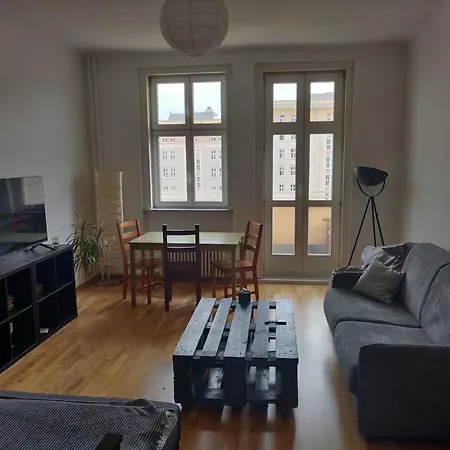 דירה Zwei Charmante Mit Wohnbereich In Zentraler Berliner *