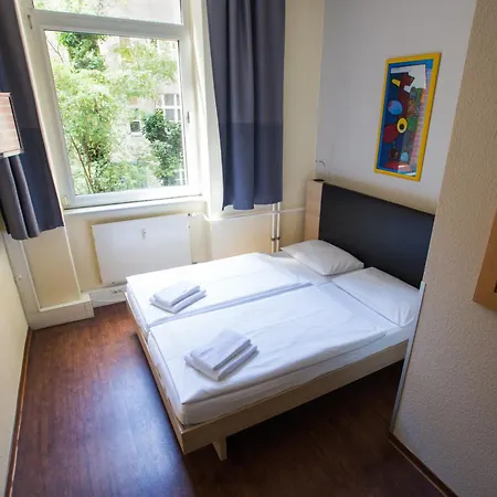 Acama Hotel&hostel Kreuzberg 2* Berlin