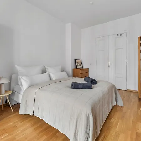 Lejlighed Stylish 120sqm In Berlin-mitte *