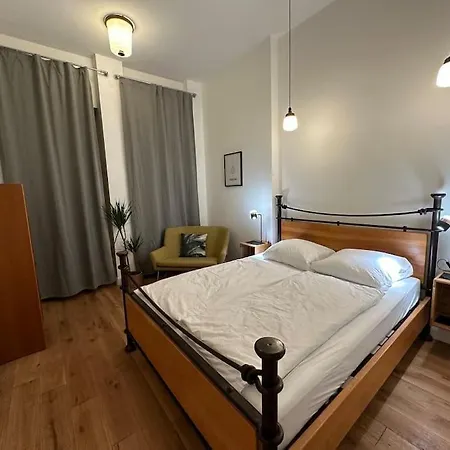 Apartment Tolles Im Helmholz-kiez Prenzlauer Berg *