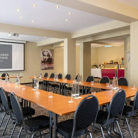 Leonardo Boutique City South 4*