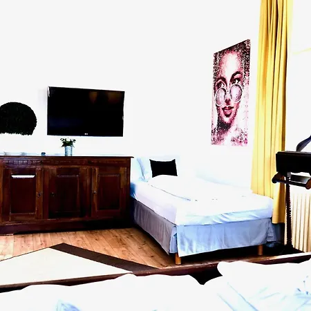 Nest 2*