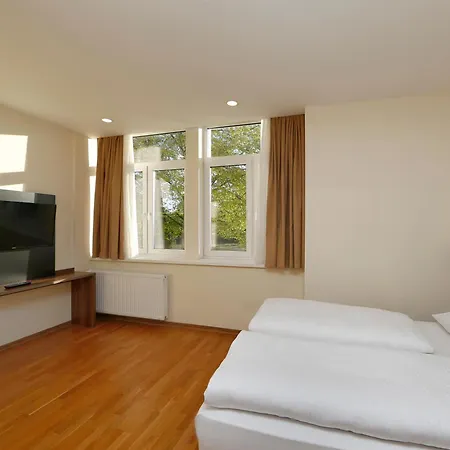 Hotel Berlin-adlershof Berlín