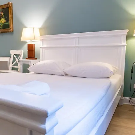 Apartments-maison Am Olivaer Platz Апартаменты Берлин