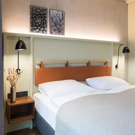 Downtown Mitte-wedding Apart Otel 4*