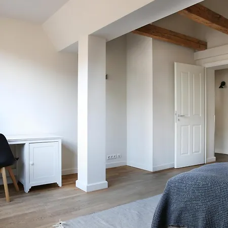 Aparthotel Schoenhouse Street
